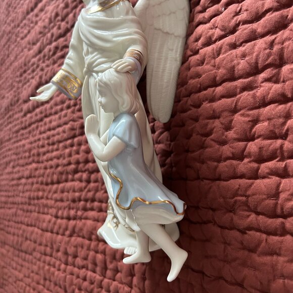 Lenox Guiding Angel Statue - Picture 4 of 6